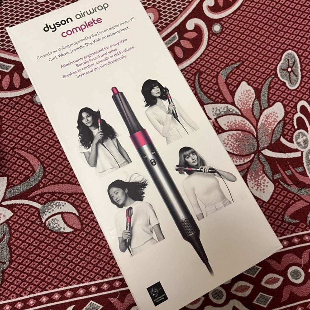 Dyson Airwrap™ styler Complete Nickel/Fuchsia Brand New